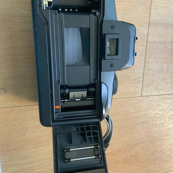 1990 Canon 35mm Film ,SLR camera. Good condition. - Picture 3 of 7